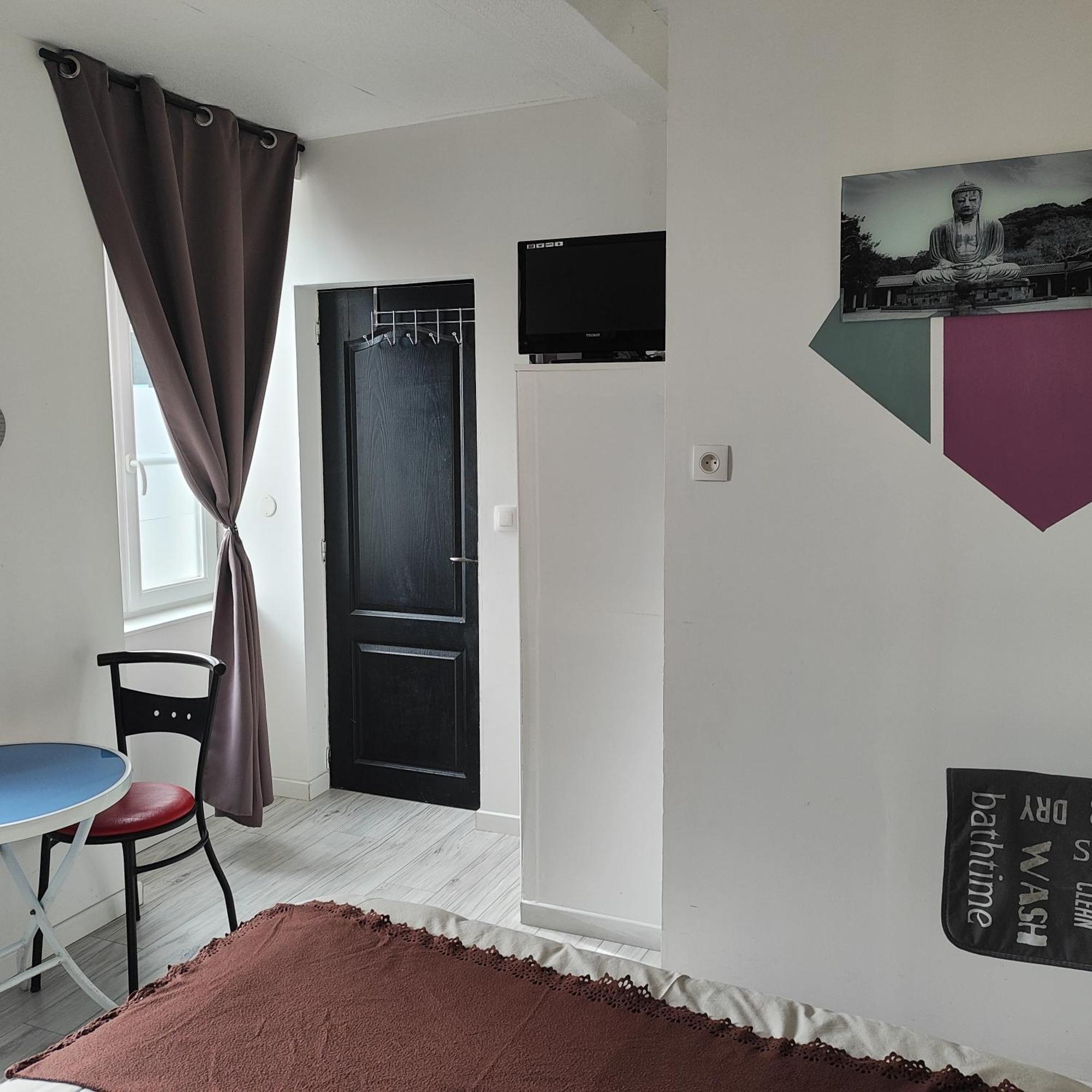 Chambre Pour 2 Personnes A Formigny Rdc エクステリア 写真